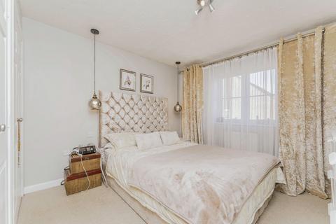 46 Watson Close, Corby, NN17 4AN