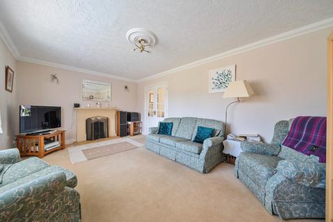 15 Bramley Gardens, Whimple, Exeter, EX5 2SJ
