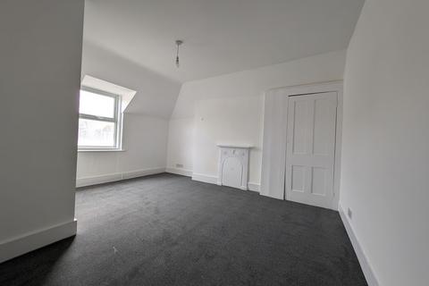 2 bedroom flat to rent, Connaught Road, Folkestone, CT20