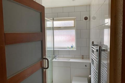 1 Alan Close, Dartford, DA1 5AX