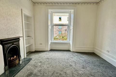 2 bedroom flat to rent, Brisbane Street, Greenock PA16