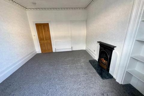 2 bedroom flat to rent, Brisbane Street, Greenock PA16