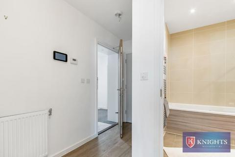 1 bedroom flat for sale, Avory House, 35 Welham Road, London, N14