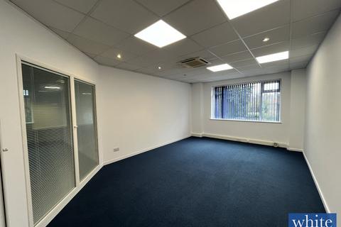 Office to rent, Suite 4 Charter House, 25 High Street, Banbury, OX16 5EG