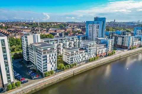 2 bedroom apartment for sale, Castlebank Place, Flat 1/2, Glasgow Harbour, Glasgow, G11 6BJ