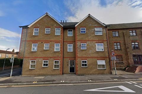 2 bedroom apartment to rent, South Street, Taunton