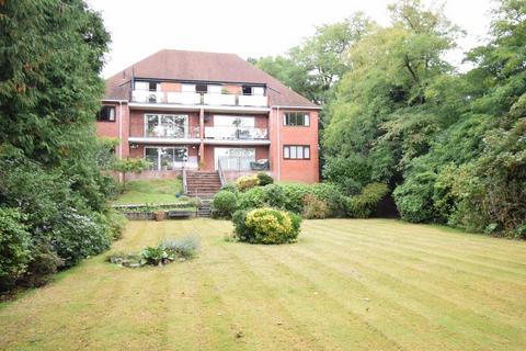 3 bedroom flat to rent, Delhi Close, Poole