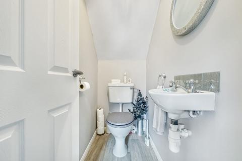 32 Heaton Way, Tiptree, Colchester, CO5 0DZ