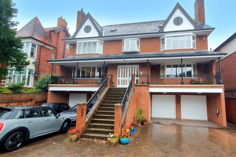 3 bedroom apartment for sale, Grosvenor Road, Southport, Merseyside, PR8