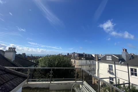 2 bedroom flat to rent, Alexandra Villas, Brighton BN1