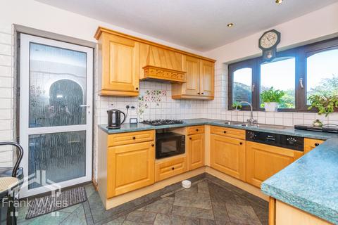 4 bedroom bungalow for sale, Benbow Close, Lytham St. Annes, Lancashire