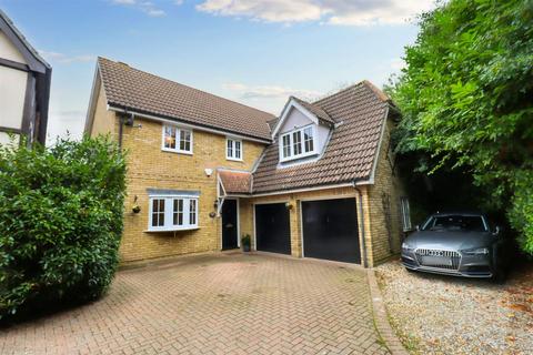 4 bedroom detached house for sale, Framlingham Way, Great Notley, Braintree