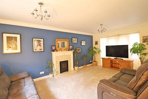 4 bedroom detached house for sale, Framlingham Way, Great Notley, Braintree