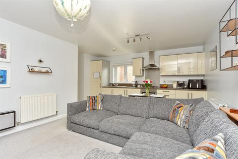 2 bedroom coach house for sale, Hazel Avenue, Minster On Sea, Sheerness, Kent