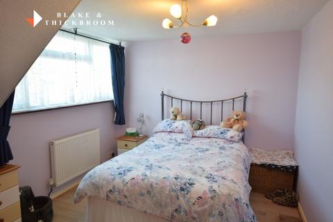 3 bedroom semi-detached house for sale, Hawthorn Road, Clacton-on-Sea