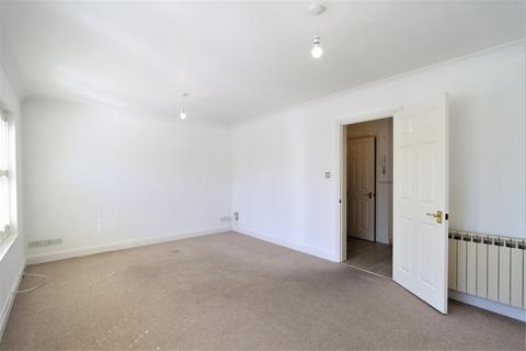 2 bedroom apartment for sale, Hampshire Court, St Saviour JE2