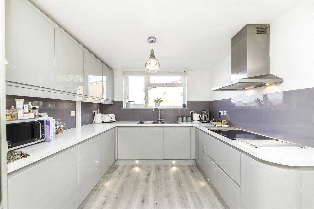 Horncastle Road, Lee, SE12 3 bed apartment for sale £425,000