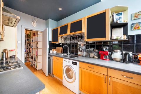 1 bedroom apartment for sale, Chimney Court, Brewhouse Lane, London, E1W