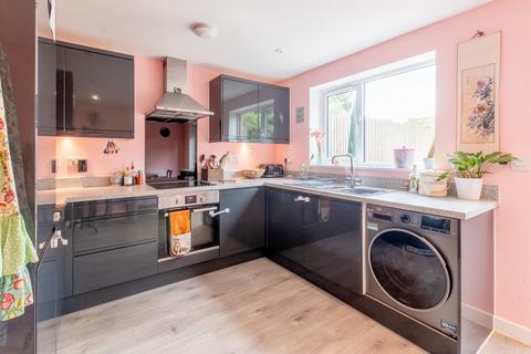 12 Fraynes Close, Bristol, BS3 2DU