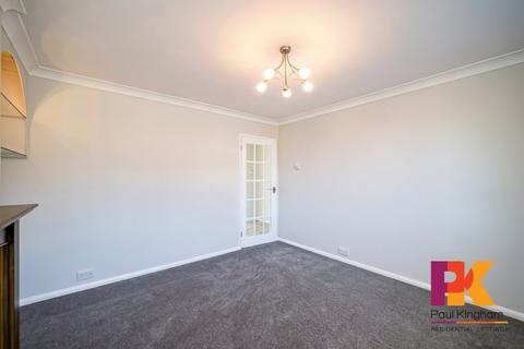 2 bedroom maisonette to rent, Heath Road, Beaconsfield HP9