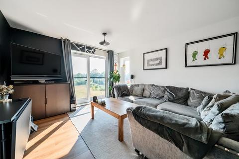 58 Wallingford Road, Basingstoke, RG24 9QD