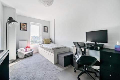 58 Wallingford Road, Basingstoke, RG24 9QD