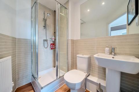 58 Wallingford Road, Basingstoke, RG24 9QD