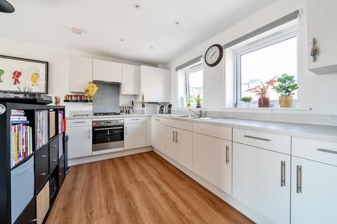58 Wallingford Road, Basingstoke, RG24 9QD