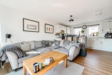 58 Wallingford Road, Basingstoke, RG24 9QD