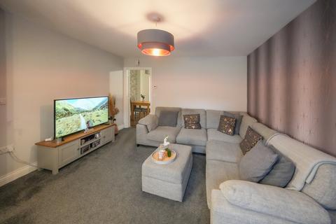 3 bedroom end of terrace house for sale, Bishops Park Road, Gateshead, NE8