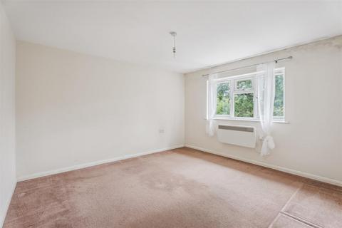 1 bedroom maisonette for sale, Cannock Road, Aylesbury HP20