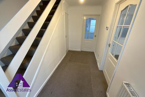 2 bedroom end of terrace house to rent, Gladstone Street, Brynmawr