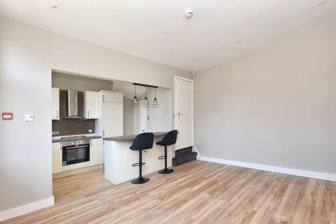 3 bedroom terraced house for sale, Morris View, Leeds, West Yorkshire