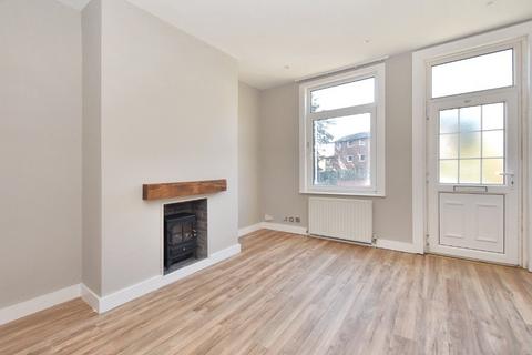 3 bedroom terraced house for sale, Morris View, Leeds, West Yorkshire