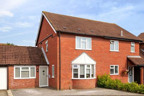 3 bedroom semi-detached house for sale, Elmcroft Place, Westergate, PO20