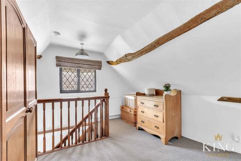 27 Lords Lane, Studley, B80 7QW