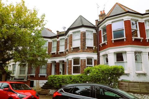 2 bedroom flat to rent, Falkland Road, London