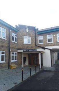 2 bedroom flat to rent, Mill House, Southall UB2