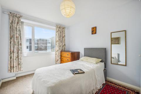 2 bedroom flat for sale, Samels Court, Hammersmith W6