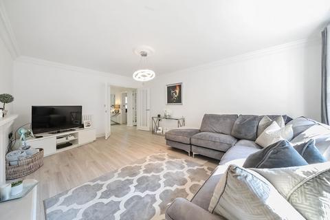 11 West Parkside, Warlingham, CR6 9PT