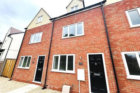 3 bedroom terraced house for sale, Pershore Road, Evesham