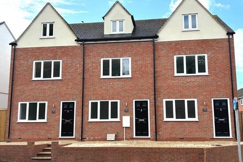 3 bedroom terraced house for sale, Pershore Road, Evesham