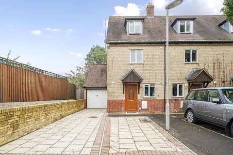 3 bedroom end of terrace house for sale, Christys Gardens, Shaftesbury - Cul-de-sac location