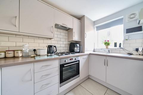 3 bedroom end of terrace house for sale, Christys Gardens, Shaftesbury - Cul-de-sac location