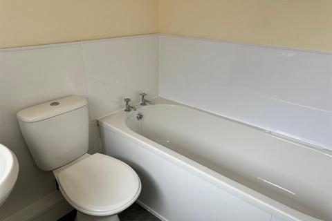 2 bedroom property to rent, Tenth Street, Blackhall Colliery