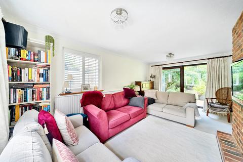 4 bedroom detached house for sale, Ongar Hill, Addlestone, KT15