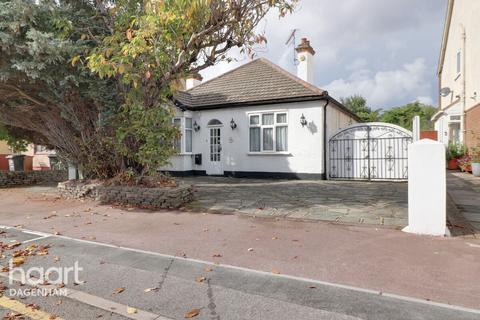 4 bedroom detached bungalow for sale, Cadiz Road, Dagenham