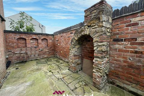 undefined, South End , Doncaster DN8