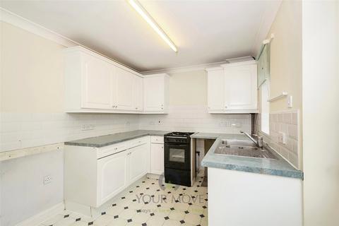 2 bedroom semi-detached house to rent, Hutchins Road, London SE28