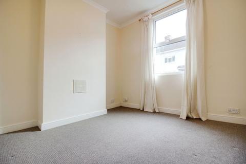 2 bedroom terraced house for sale, Redcliffe Street, Swindon SN2